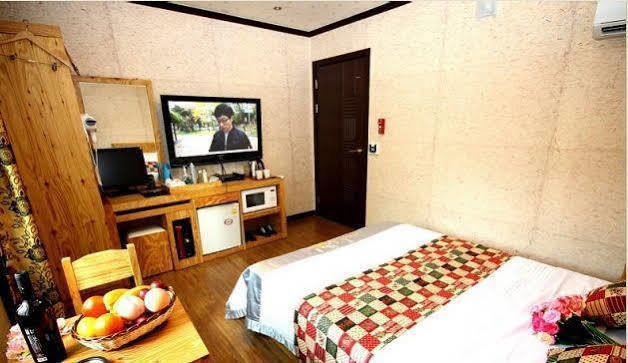 Gung Hotel Jeonju Extérieur photo